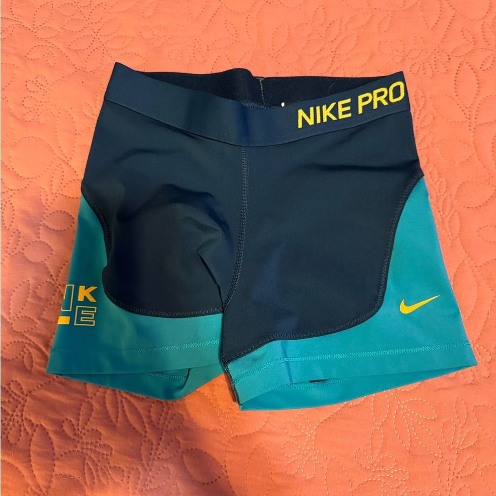 Nike Pros
